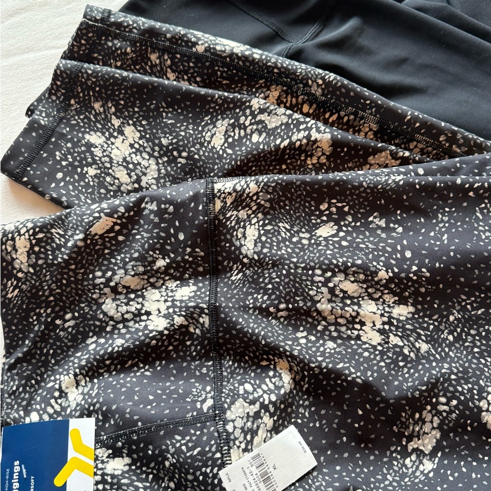 NWT Old Navy Powersoft Black&Cream Leggings/NWOT Black legging bundle Size XL - Picture 9 of 11